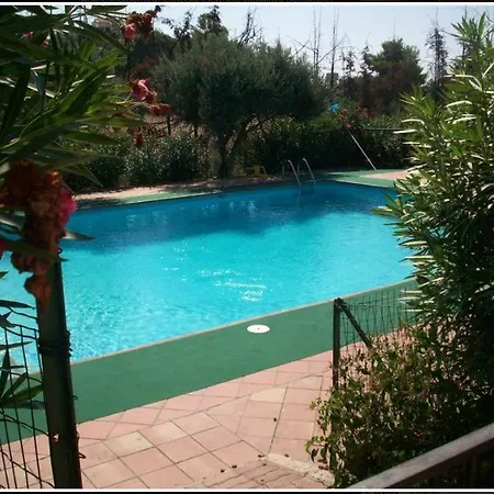 With Terrace Appartement