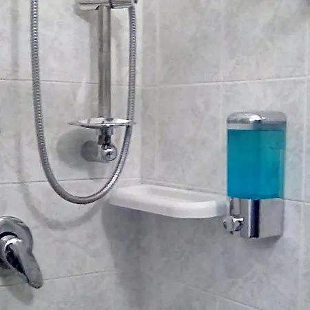 Apartament - Sleeps 3 & Swimming Pool *