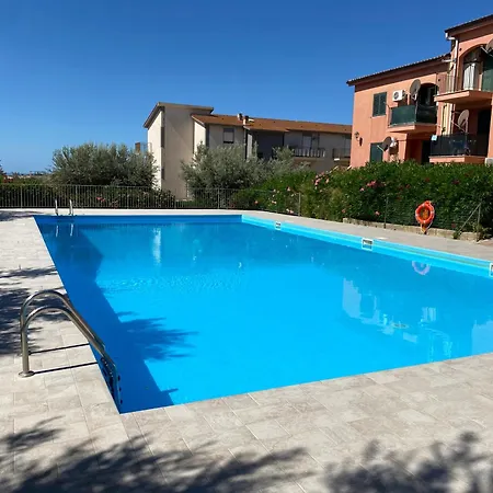 Appartamento - Sleeps 3 & Swimming Pool *